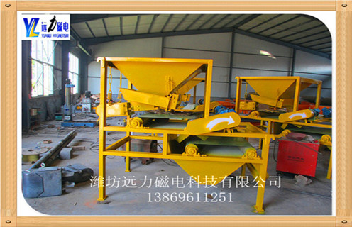 2.关于樱桃视频入口官网下载内部的杂物和润滑作用,设备主要是选铁工作,要定期的对设备内清理,如果发现底部有掉落的杂物料,要及时的清理,而且对轴承之间要及时的清楚杂物然后做好润滑作用,防止对其的损坏. 3.关于樱桃视频入口官网下载发热的情况,常见发热是电机的发热,或者是物料的处理方法不对,如果有此情况要及时的检查线路问题,看电压是否稳定,线路是否正常,如果有老化要更换,夏天是最容易发热的,对设备要做好避暑工作. 4.樱桃视频入口官网下载工作时产生强大的磁场,使其中杂铁会以极快的速度冲击本体,为保证冲击力不致对樱桃视频入口官网下载造成影响,安装有专利技术弹性悬吊装置,用于吸收冲击能量,樱桃视频污污污APP下载磁电樱桃视频入口官网下载有效保护长期稳定的工作.